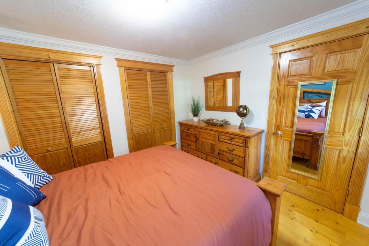 The Charming Glenn Cottage! Walk To Lake Michigan! Fennville Exterior foto